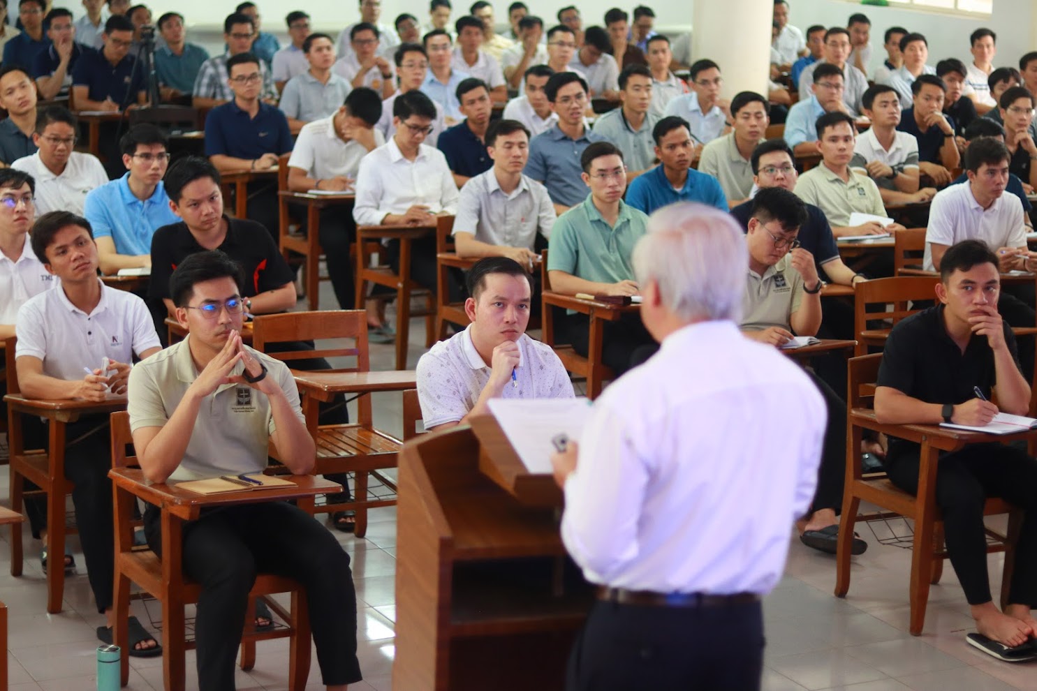 Hội thảo chuy&ecirc;n đề Đạo đức sinh học v&agrave; Truyền gi&aacute;o tại Đại Chủng viện Sao Biển Nha Trang